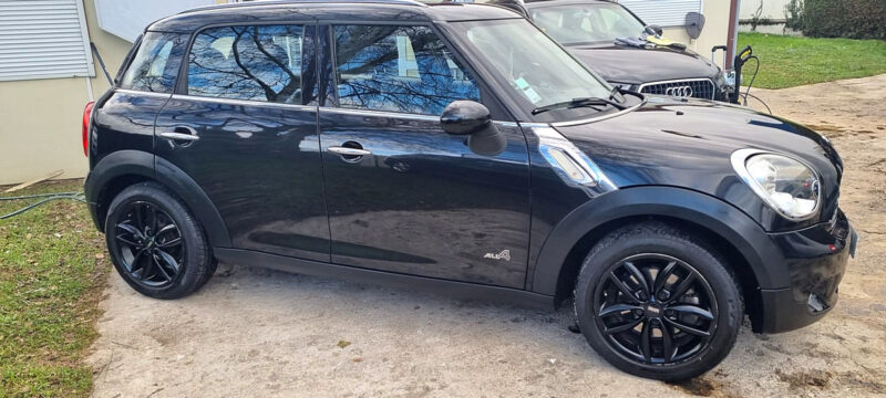 MINI MINI COUNTRYMAN 2012