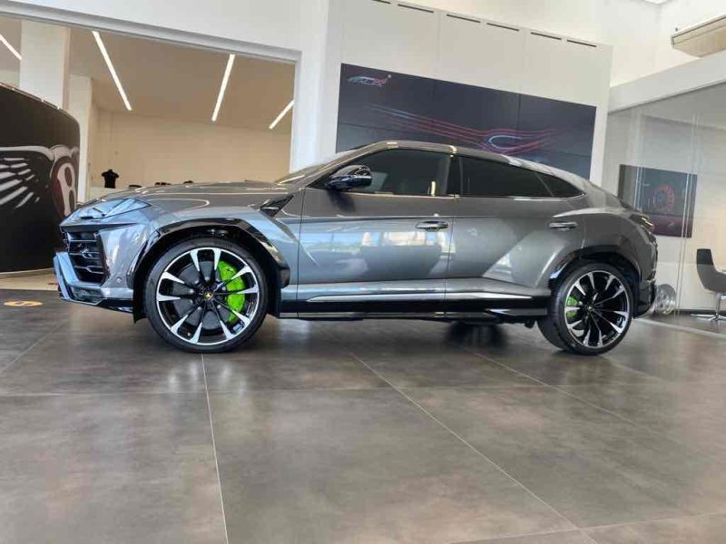 LAMBORGHINI URUS 4.0 650 cv 12/2020 français TVA RECUPERABLE REPRISE POSSIBLE