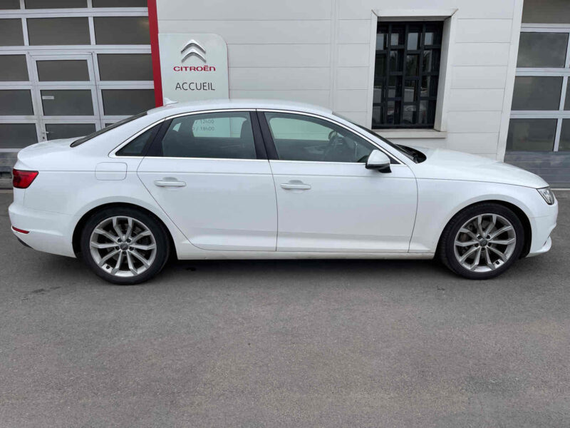 AUDI A4 B9 2016