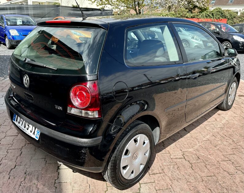 VOLKSWAGEN POLO 2009