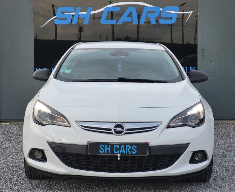 OPEL ASTRA GTC 2012