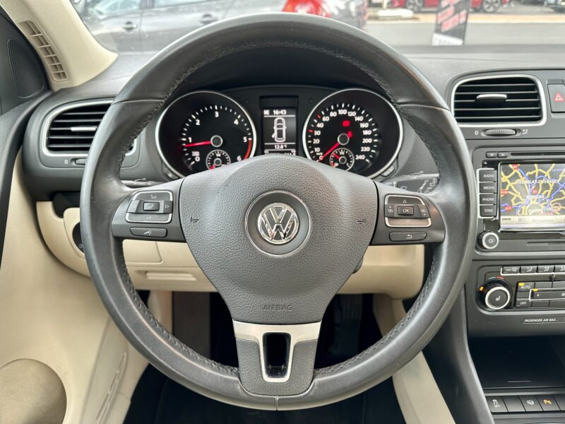 VOLKSWAGEN GOLF VI 2011