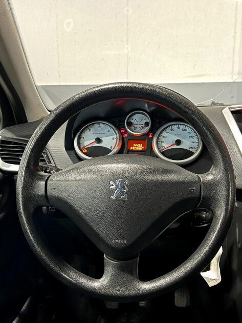 PEUGEOT 207 PHASE ll 1.6HDI 90CH