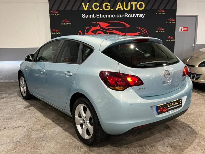 OPEL ASTRA J 1.7CDTI 110 ENJOY 