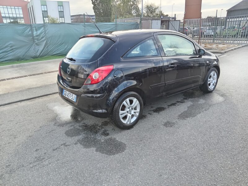 OPEL CORSA D 2008