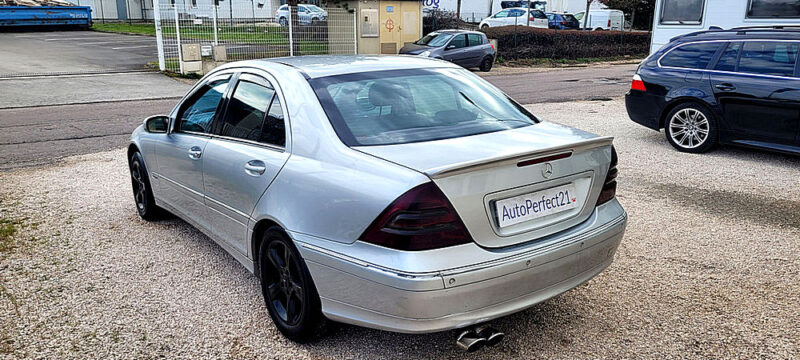 MERCEDES CLASSE C 2004