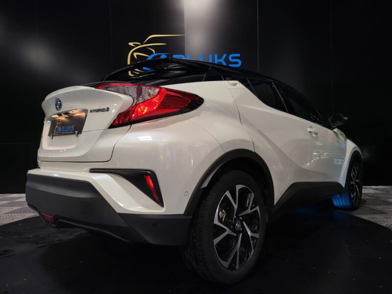 TOYOTA C-HR 1.8 Hybrid 122cv GRAPHIC CAMERA / KEYLESS / SIEGES CHAUFFANT / PARK ASSIST