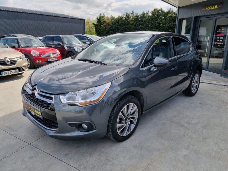 CITROEN DS4 1.6 HDi 112 So Chic