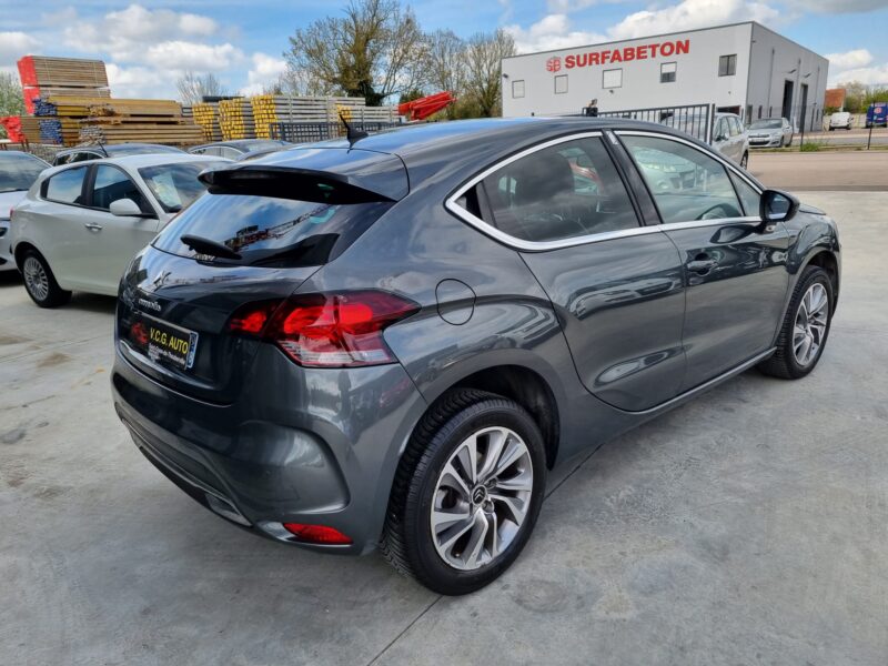 CITROEN DS4 1.6 HDi 112 So Chic