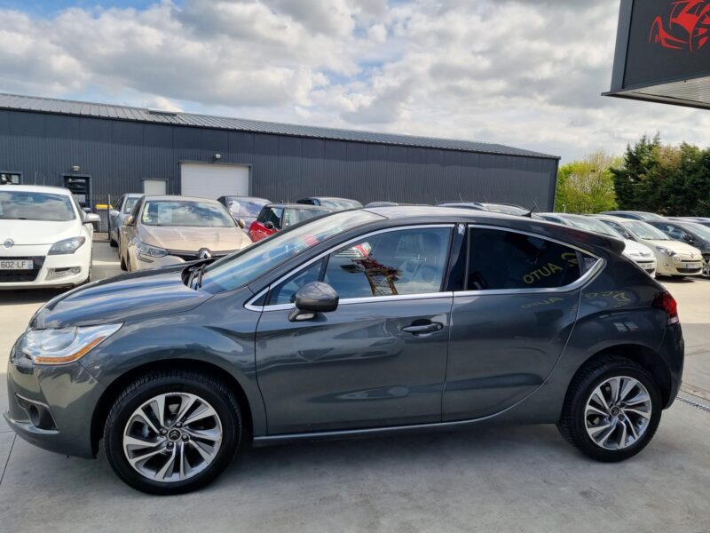 CITROEN DS4 1.6 HDi 112 So Chic