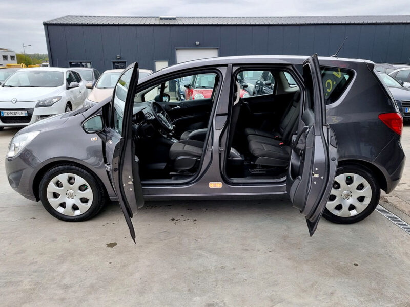 OPEL MERIVA B  2011