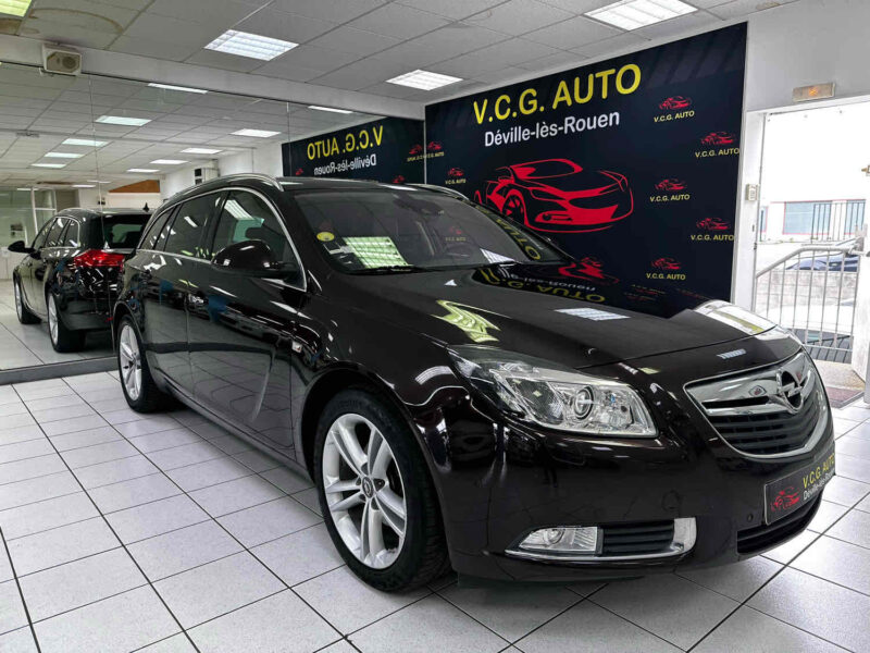 OPEL INSIGNIA Sports Tourer 2.0 CDTI 130 S&S Cosmo Pack