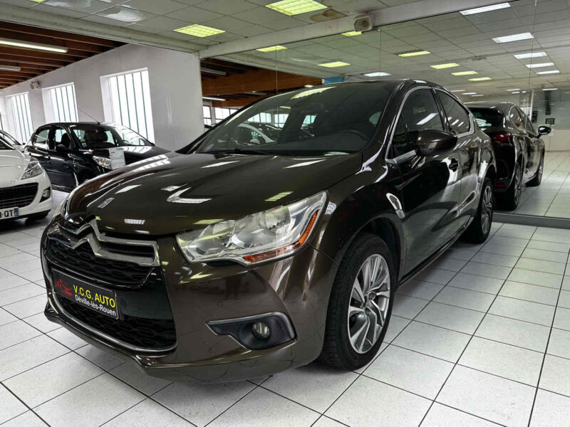 CITROEN DS4 1.6 e-HDi 112ch Airdream So Chic