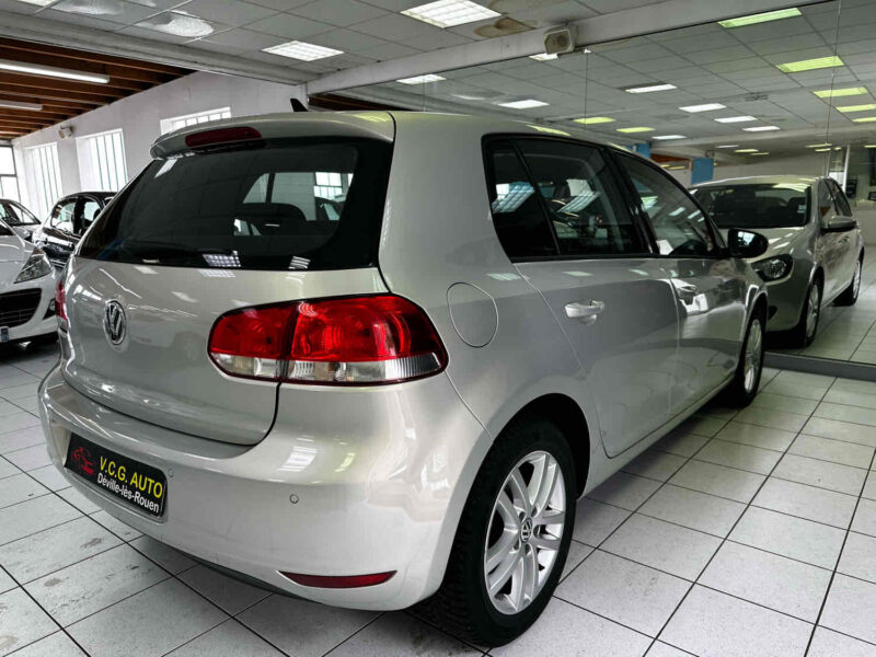 VOLKSWAGEN GOLF VI 1.6 TDi 90ch Confortline Business