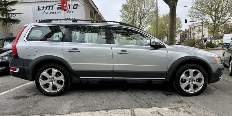 VOLVO XC70 2009