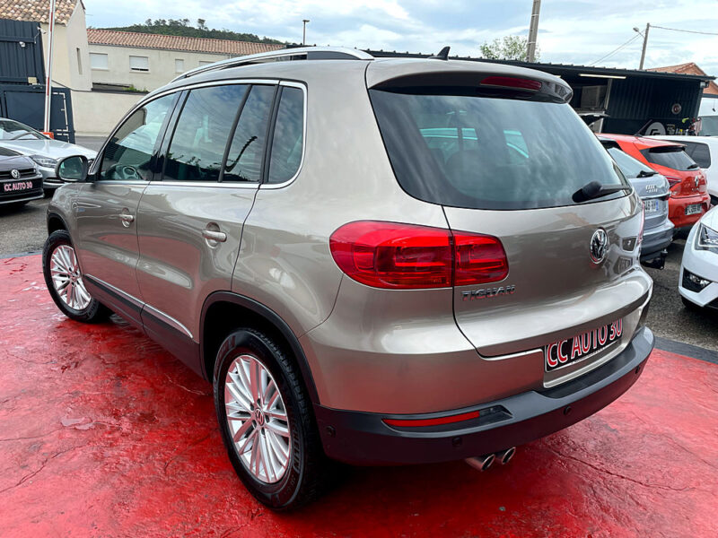 VOLKSWAGEN TIGUAN 2015