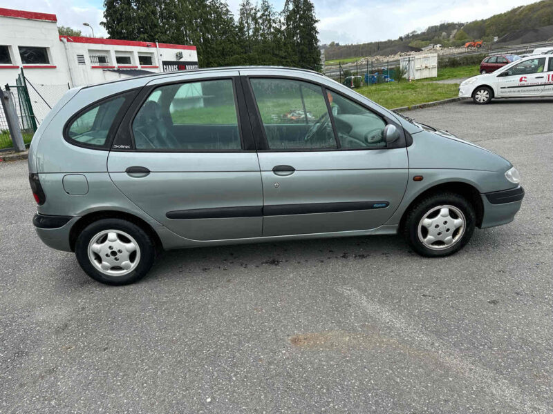 RENAULT MEGANE Scenic 1998