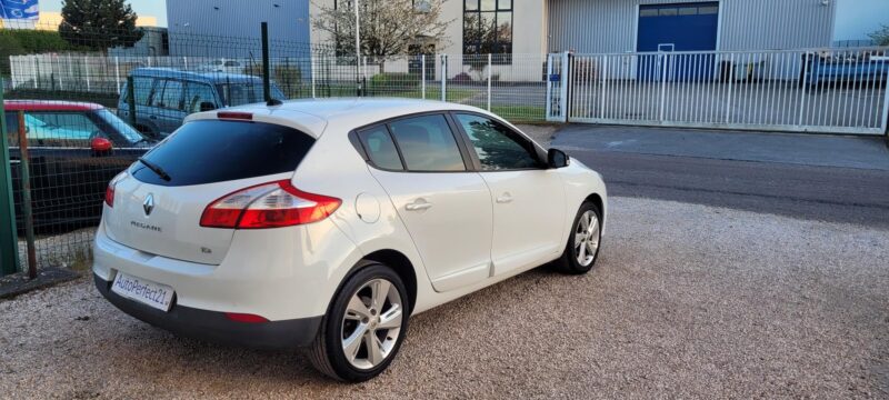 RENAULT MEGANE III 3/5 portes 2014