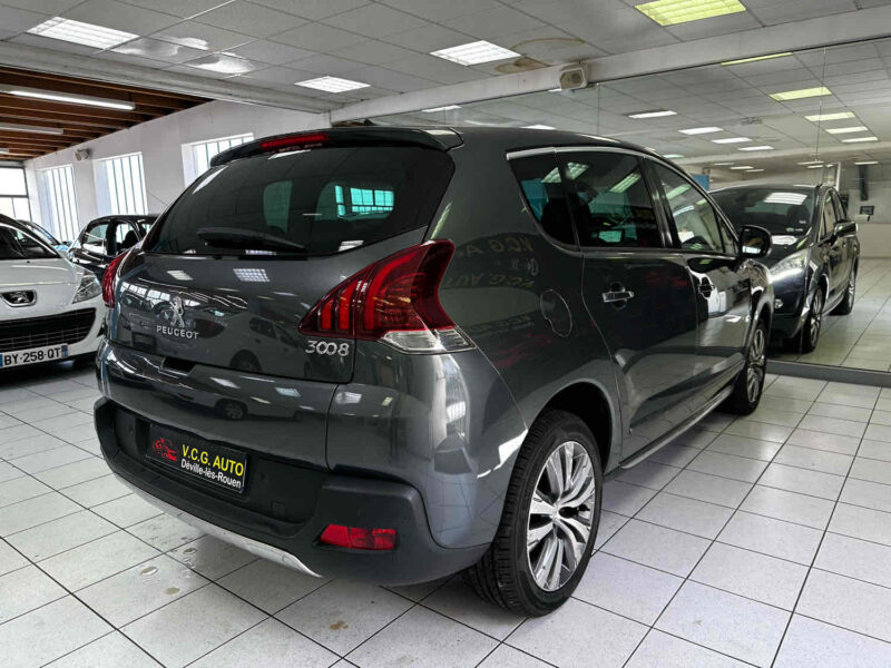 PEUGEOT 3008 1.6 e-HDi 115 S&S Style