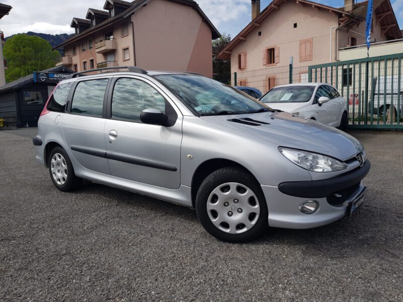 PEUGEOT  206 SW 1.4i 75CV TRENDY