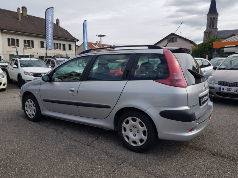 PEUGEOT  206 SW 1.4i 75CV TRENDY