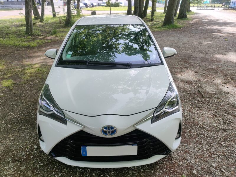 TOYOTA YARIS 1,5 VVTI HYBRID 100 H 75 FULL HYBRID DYNAMIC BVA