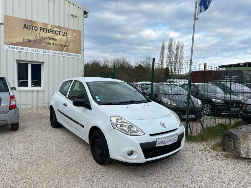 RENAULT CLIO III 2011