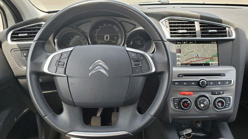 CITROEN C4 II 1.6 eHDi 115  SHINE BLANC NACRE