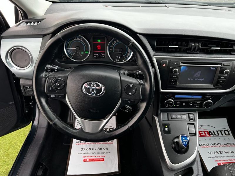 TOYOTA AURIS TOURING SPORTS 2014