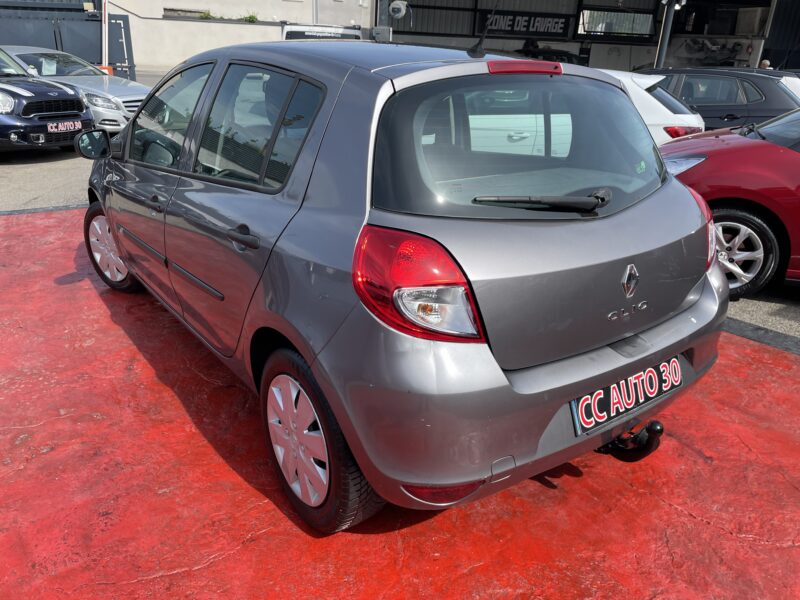 RENAULT CLIO III 2009