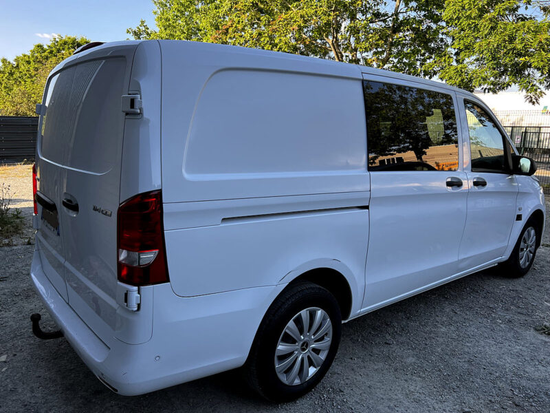 MERCEDES VITO Camionnette 2017