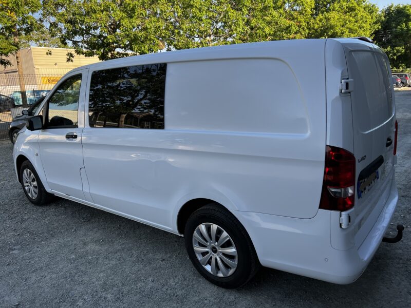 MERCEDES VITO Camionnette 2017