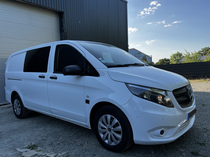 MERCEDES VITO Camionnette 2017