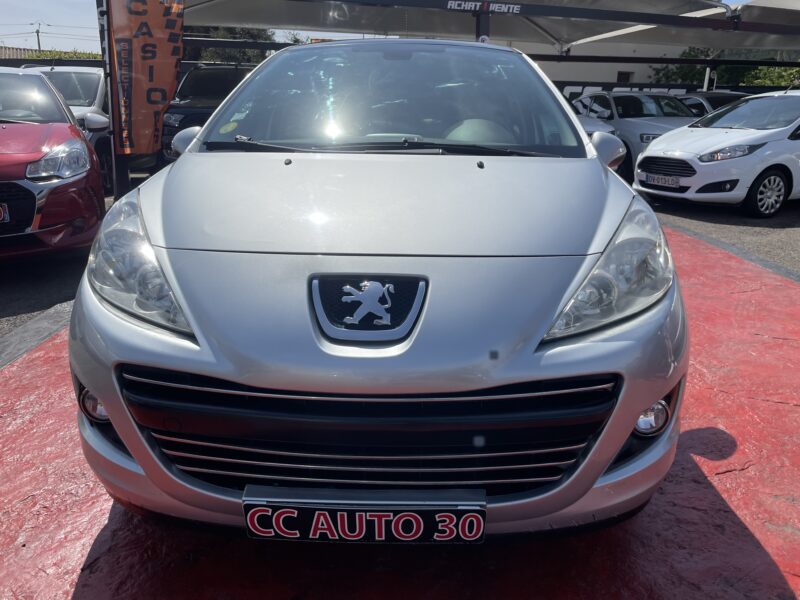 PEUGEOT 207 2011