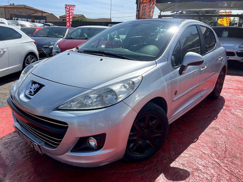 PEUGEOT 207 2011