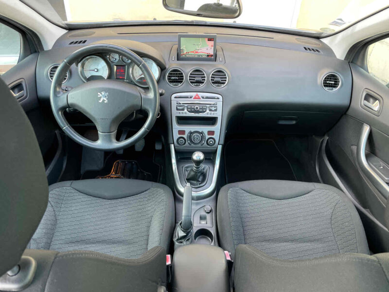 PEUGEOT 308SW 2011