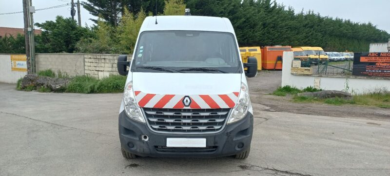 RENAULT MASTER III 7 PLACES 1ERMAIN 2013