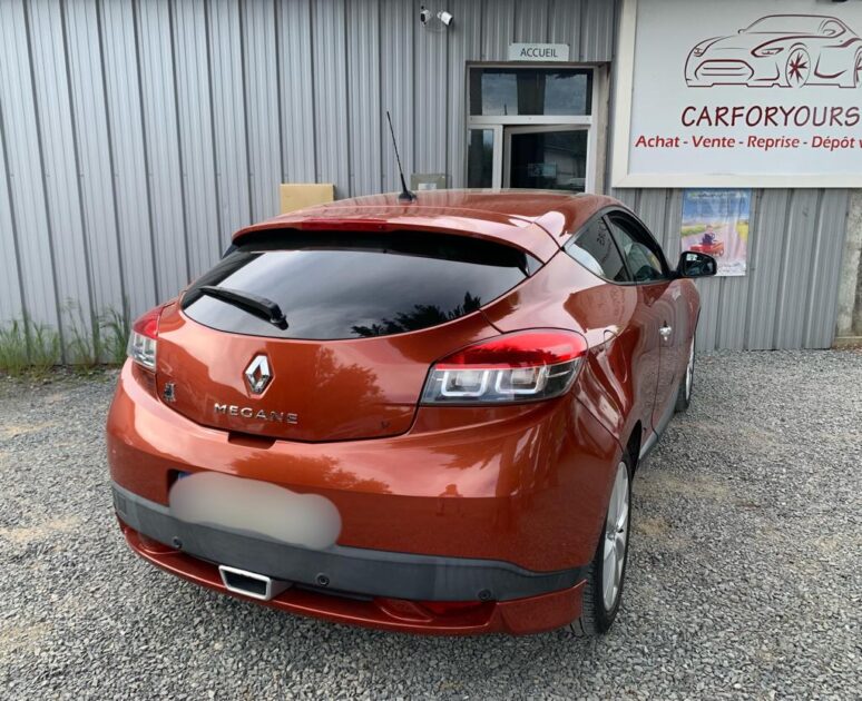 RENAULT MEGANE III Coupé 2010