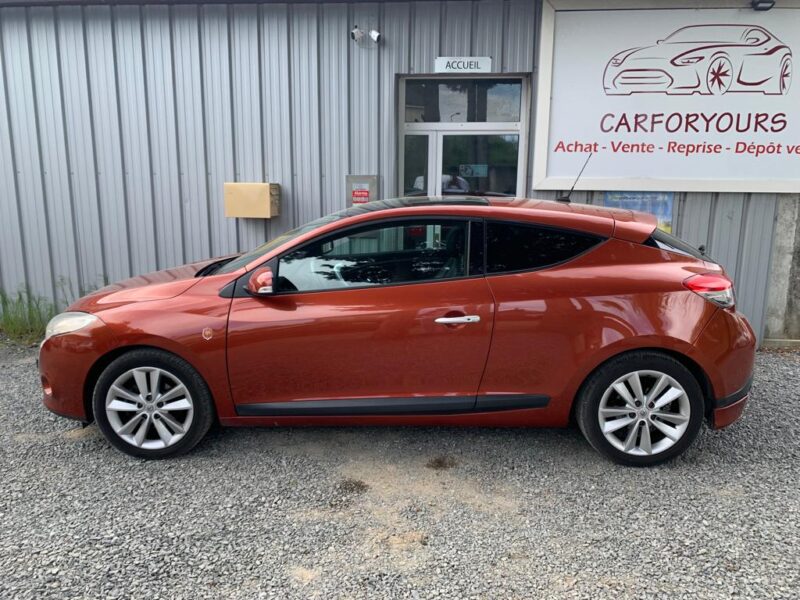 RENAULT MEGANE III Coupé 2010