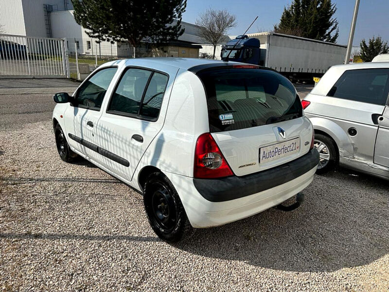 RENAULT CLIO II 2002