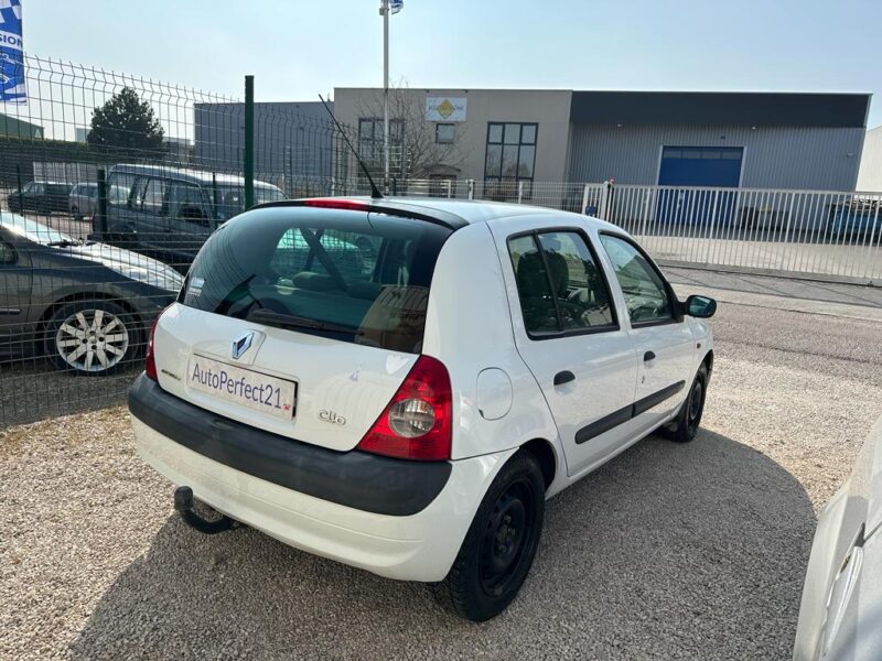 RENAULT CLIO II 2002