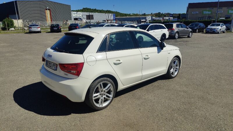 AUDI A1 Sportback 1.6 TDI 90cv S-LINE