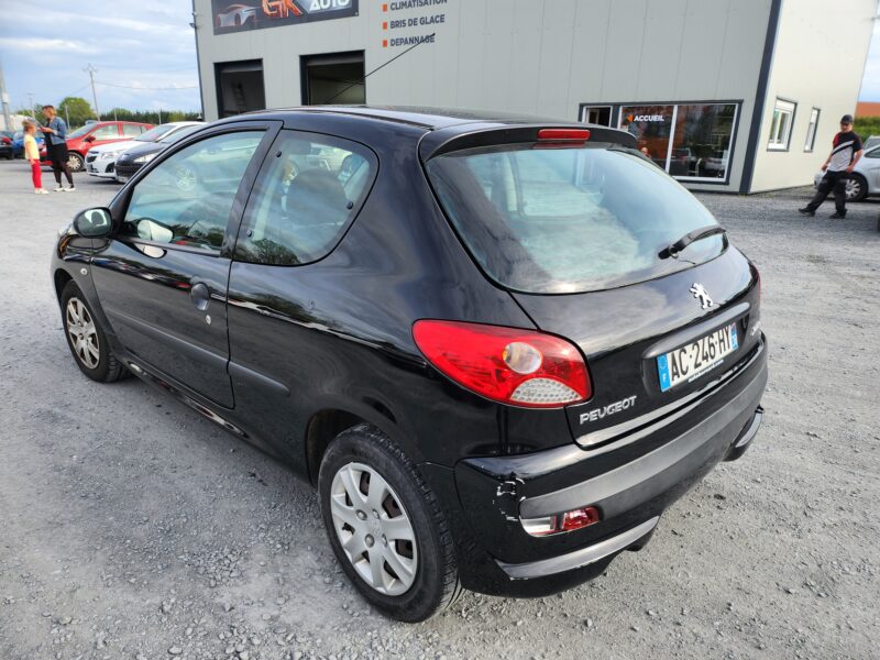 PEUGEOT 206+ hdi 70cv 2009 165000 km 