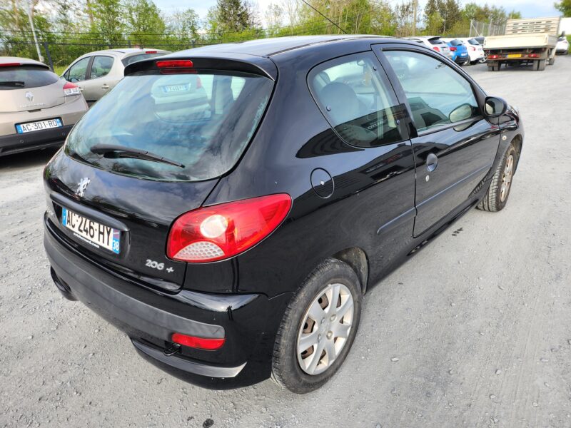 PEUGEOT 206+ hdi 70cv 2009 165000 km 