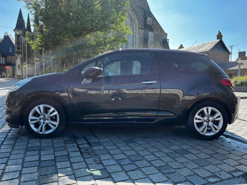 CITROEN DS3 2011