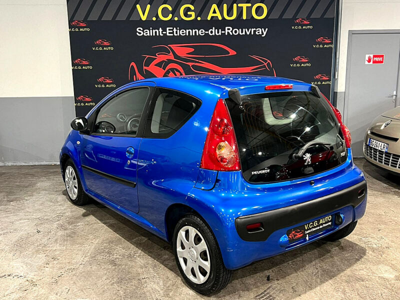 PEUGEOT 107 1.4HDI 54CH BLUE LION TRENDY