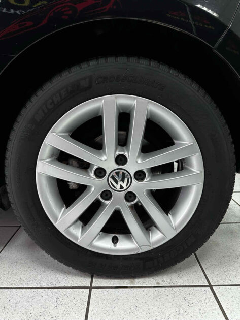 VOLKSWAGEN GOLF VI 2.0 TDI 140 Carat DSG6