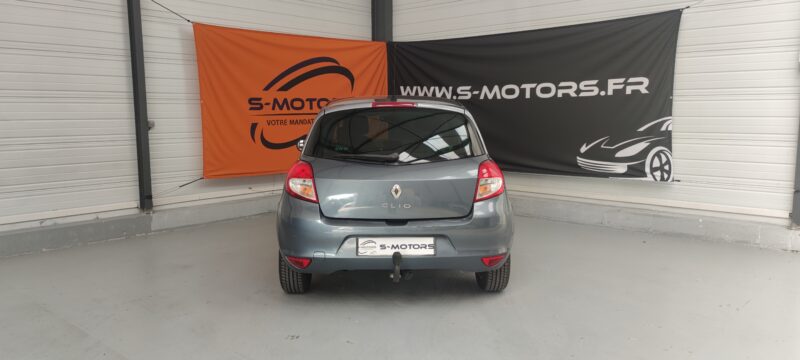 Renault CLIO III 1.5 DCI 85CH EXPRESSION CLIM