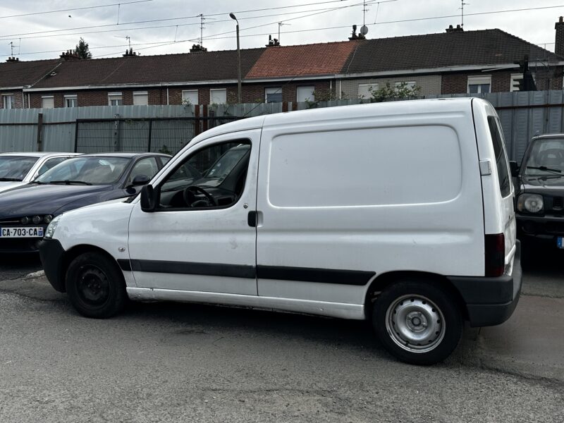 PEUGEOT PARTNER Camionnette/Monospace 2003