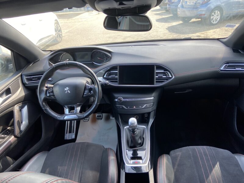 PEUGEOT 308 1.6 HDI 120 GT LINE